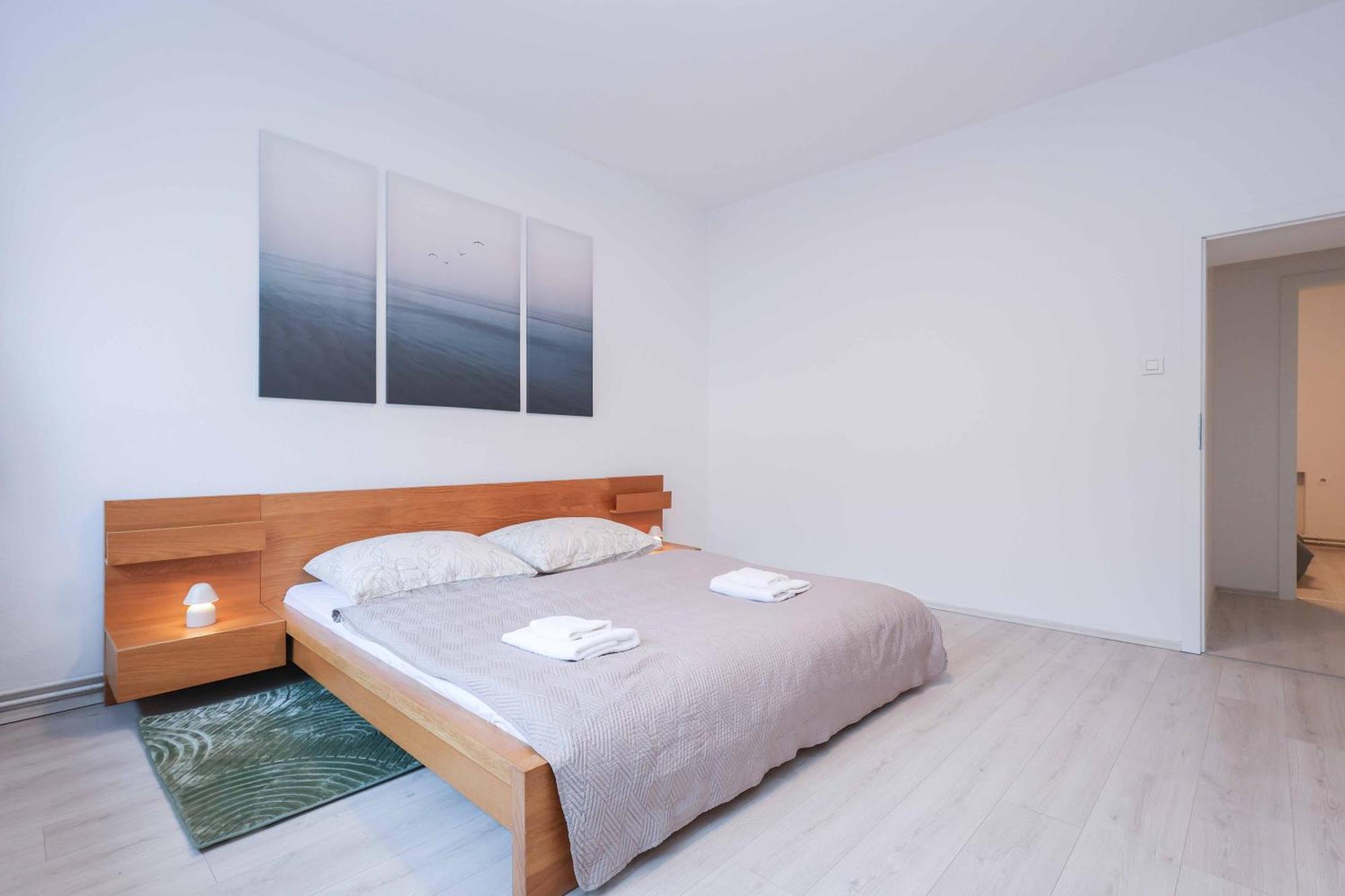 Charming Old Town Family Retreat Apartment บราติสลาวา ภายนอก รูปภาพ