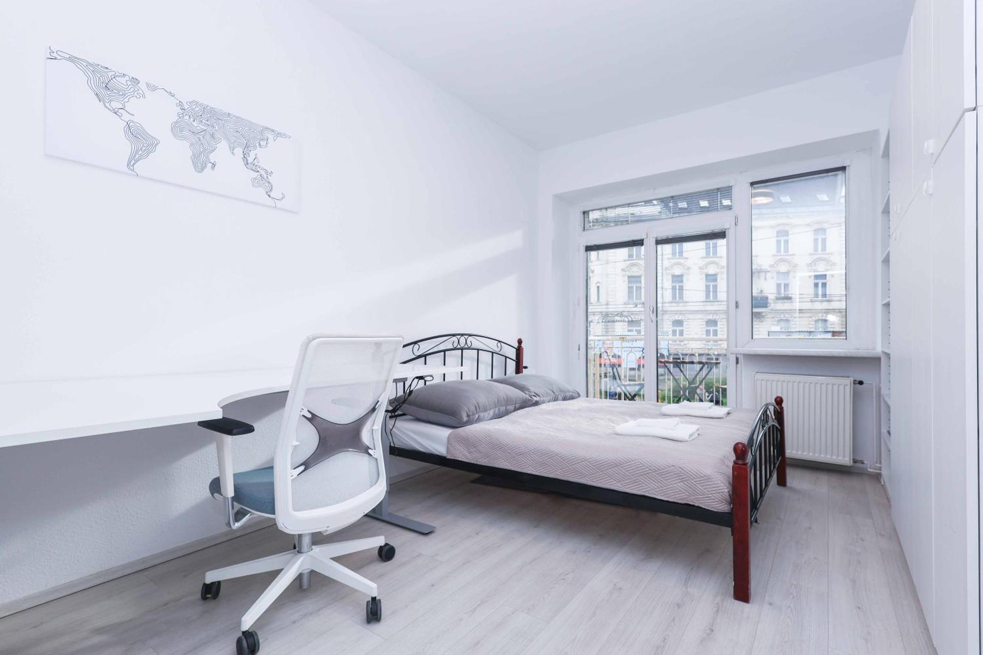 Charming Old Town Family Retreat Apartment บราติสลาวา ภายนอก รูปภาพ