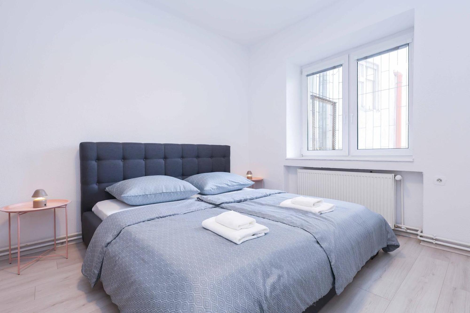 Charming Old Town Family Retreat Apartment บราติสลาวา ภายนอก รูปภาพ